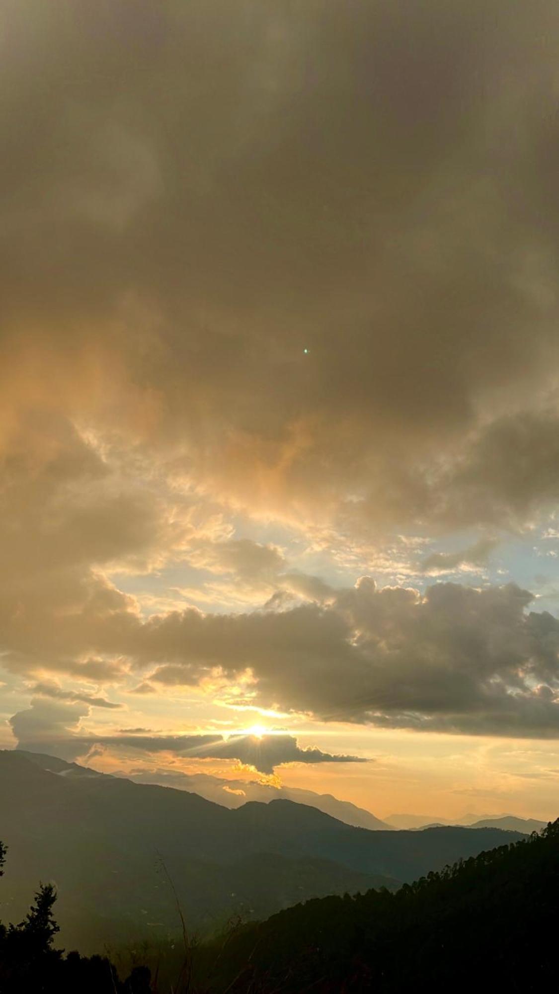Nazaara -Thhpsociety - Mukteshwar - Witness The View From Your Bed المظهر الخارجي الصورة