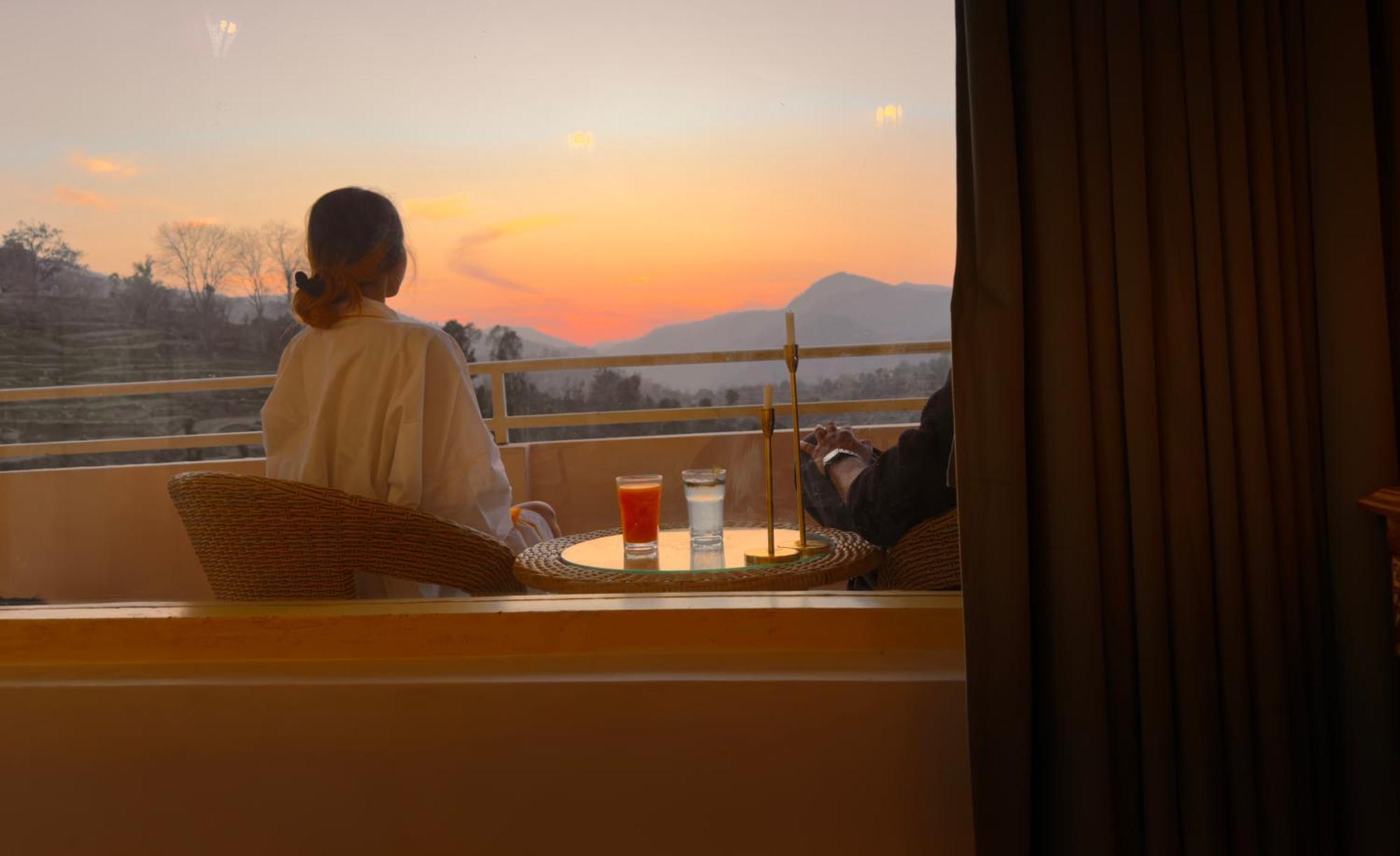 Nazaara -Thhpsociety - Mukteshwar - Witness The View From Your Bed المظهر الخارجي الصورة