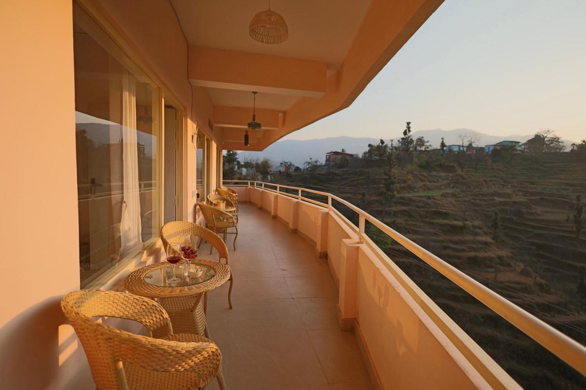 Nazaara -Thhpsociety - Mukteshwar - Witness The View From Your Bed المظهر الخارجي الصورة