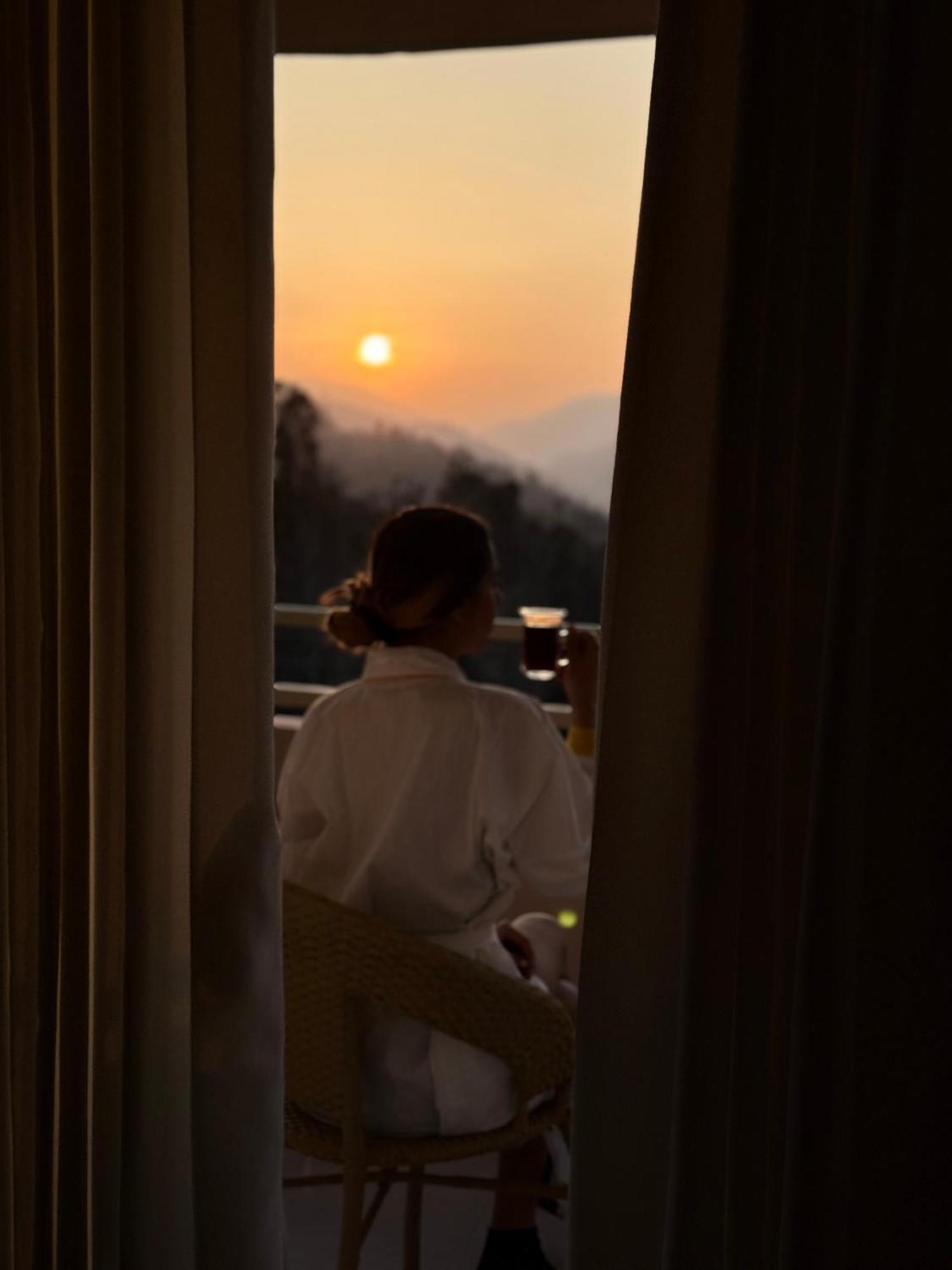 Nazaara -Thhpsociety - Mukteshwar - Witness The View From Your Bed المظهر الخارجي الصورة